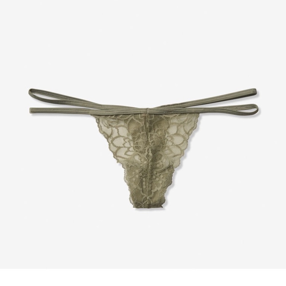 Strait lace thong